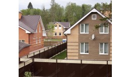 Кронштейн трубы Grand Line на дерево, 90мм RAL 8017 шоколад