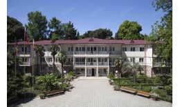 Кронштейн трубы Grand Line на кирпич 90мм RAL 3005 красное вино