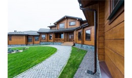 Металлочерепица камея Grand Line 0,5 GreenCoat Pural BT RR 32 темно-коричневый (RAL 8019 серо-коричневый)