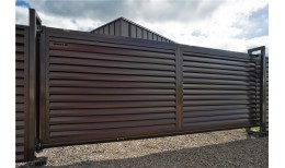 Нащельник (для калиток и ворот) 25х35 жалюзи Milan, Tokyo, Palermo 0,45 PE-Double с пленкой RAL 8017 шоколад (L1,68)